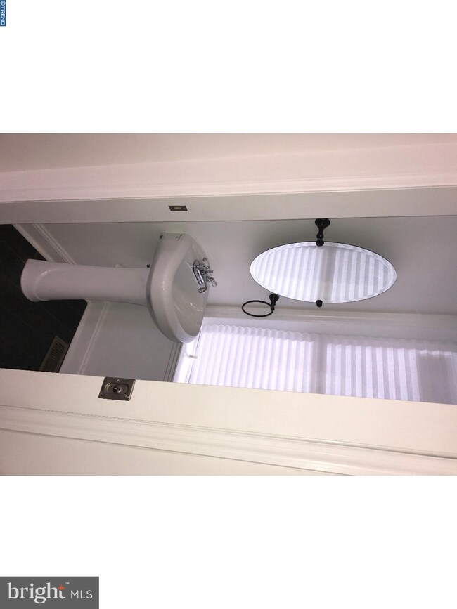 1435 N Hollywood St, Philadelphia, PA 19121 - photo 5