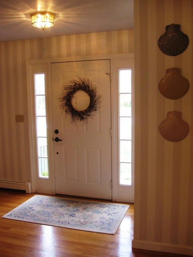 10 Vickerson Ave, Sagamore Beach, MA 02562 - photo 3