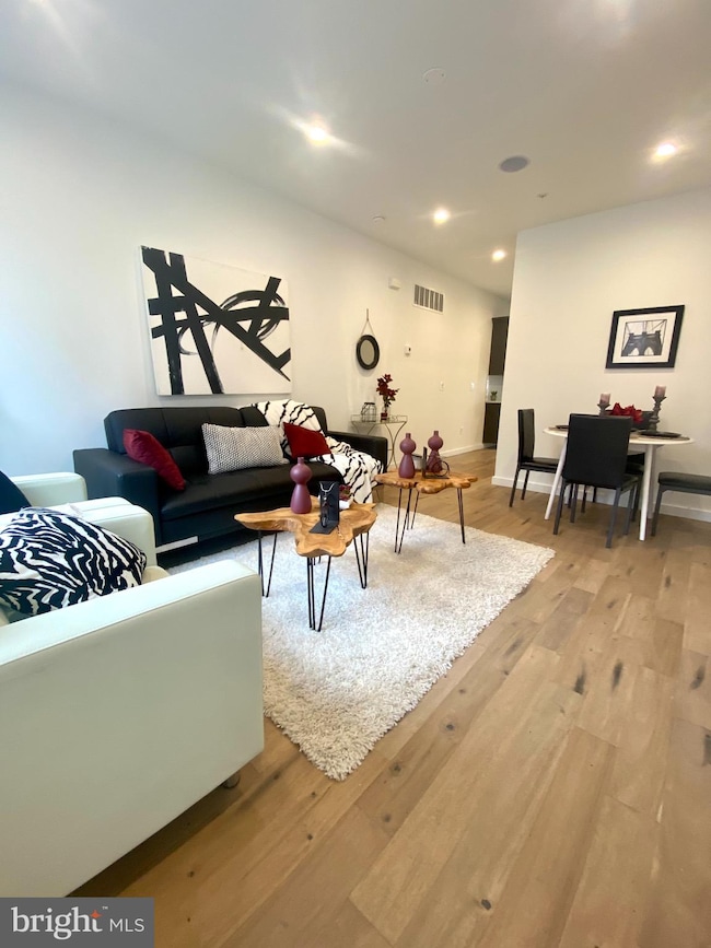 2343 Gerritt St, Philadelphia, PA 19146 - photo 2