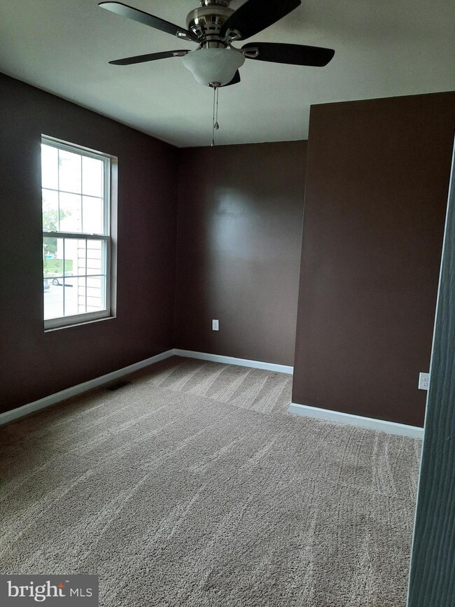 51 Lobo Ln, Inwood, WV 25428 - photo 5