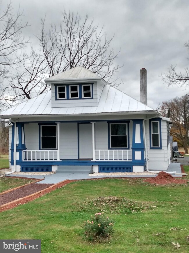 5932 Littlefield Ave, Reading, PA 19606 - photo 6