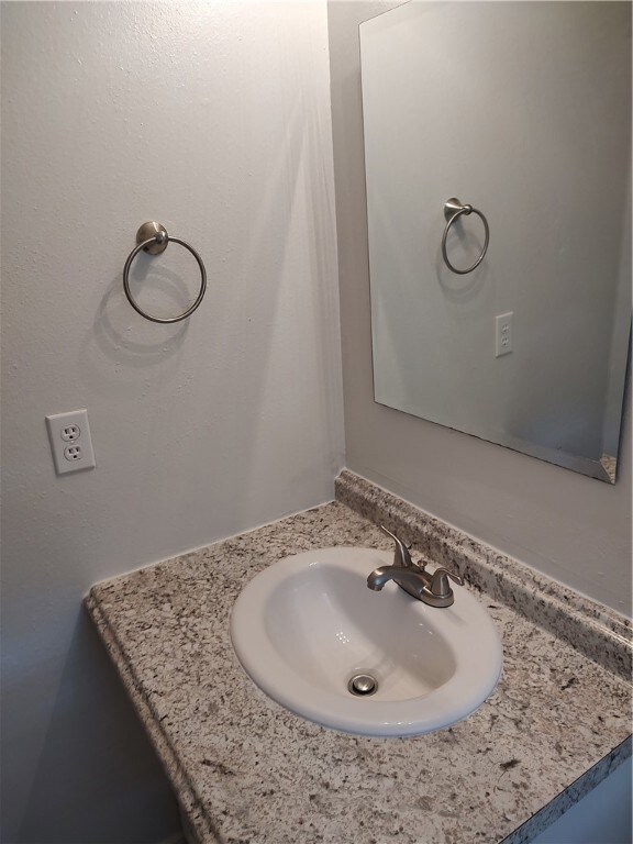 1075 Sunrise Ave, Springdale, AR 72764 - photo 7