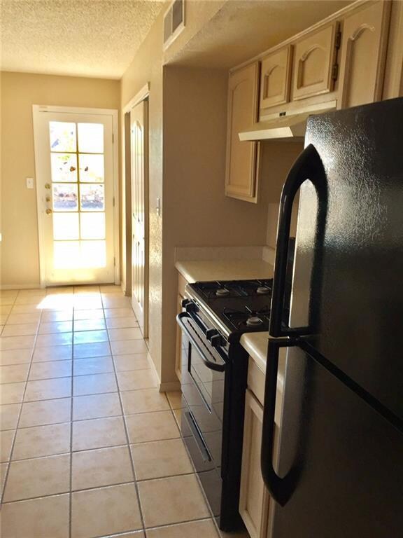 1600 Hartsdale Dr unit B, Horizon City, TX 79928 - photo 5