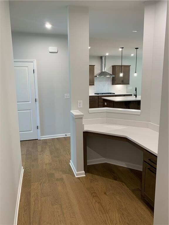 Pulte Planning Center - desk area at owner's entry