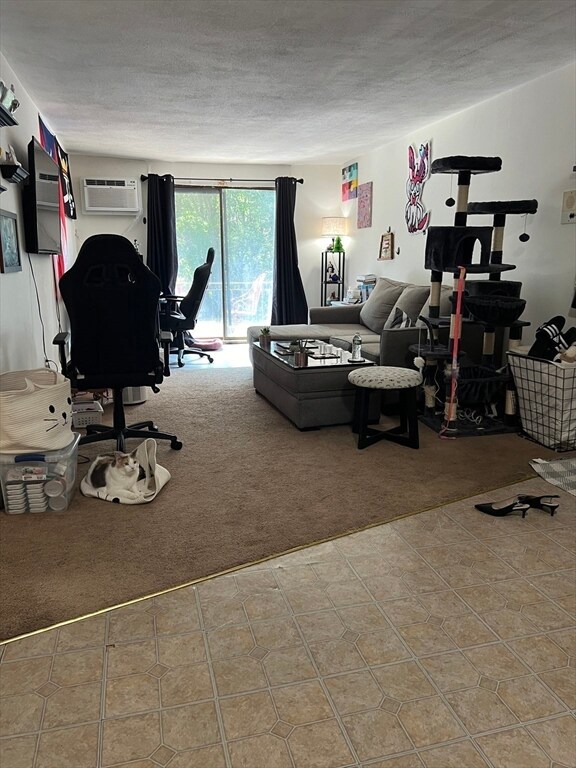 121 Whipple St unit 15, Worcester, MA 01610 - photo 3