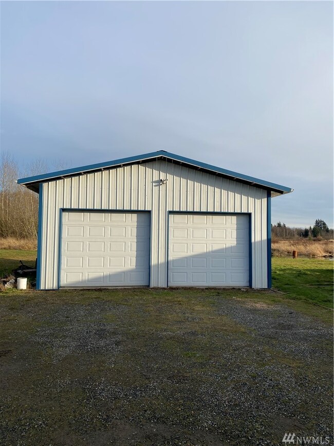 7639 Avery Ln, Custer, WA 98240 - photo 4