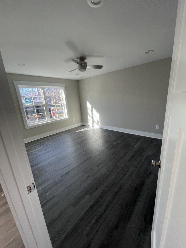 115 Burt St, Shelbyville, TN 37160 - photo 6