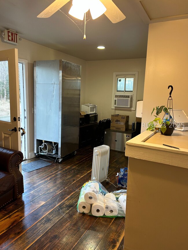 1887 Trask Pkwy, Seabrook, SC 29940 - photo 6