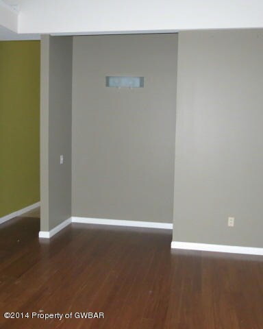 400 Heslop Rd, Mountain Top, PA 18707 - photo 6