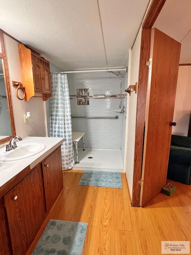 27461 Minnesota Dr, Harlingen, TX 78552 - photo 5