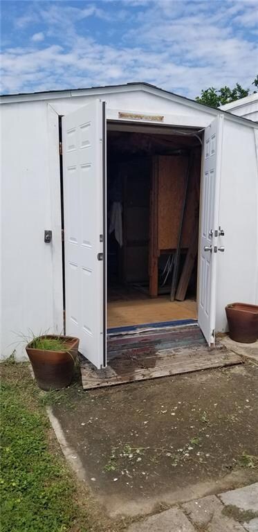 2528 Bobolink Cir W, Palmview, TX 78572 - photo 7