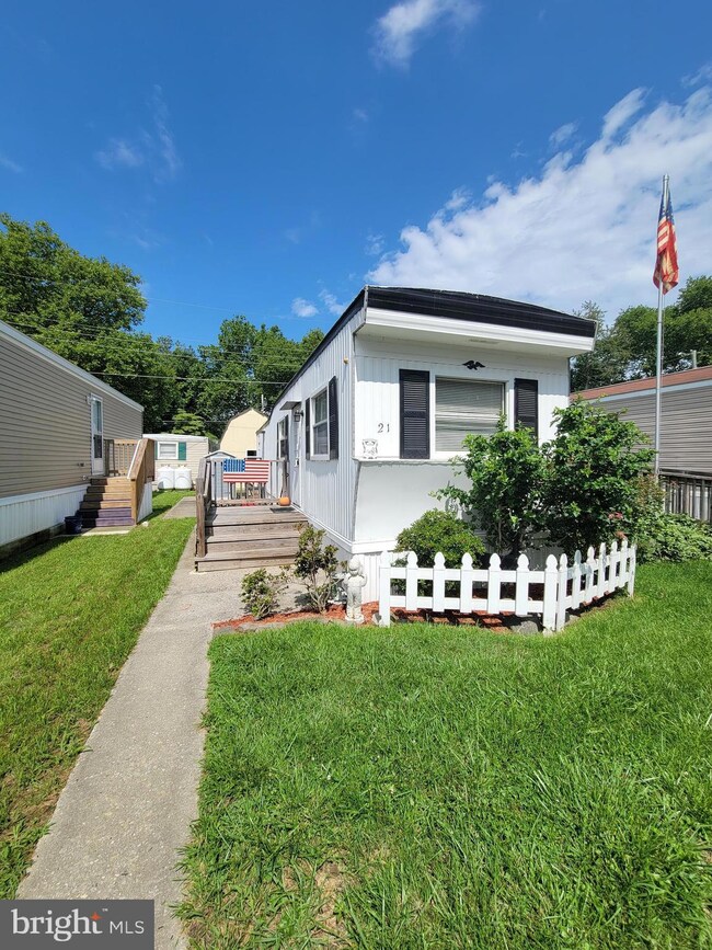 1 Victory Ave unit 21, Pennsville, NJ 08070 - photo 2