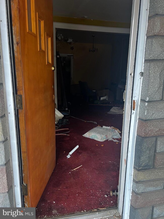 12 N Ashburton St, Baltimore, MD 21223 - photo 2