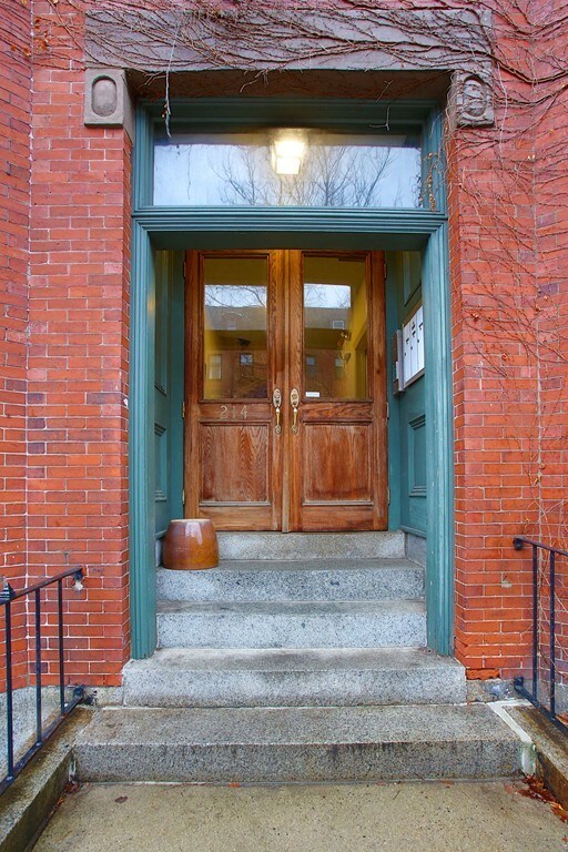 214 Northampton St unit B, Boston, MA 02118 - photo 7