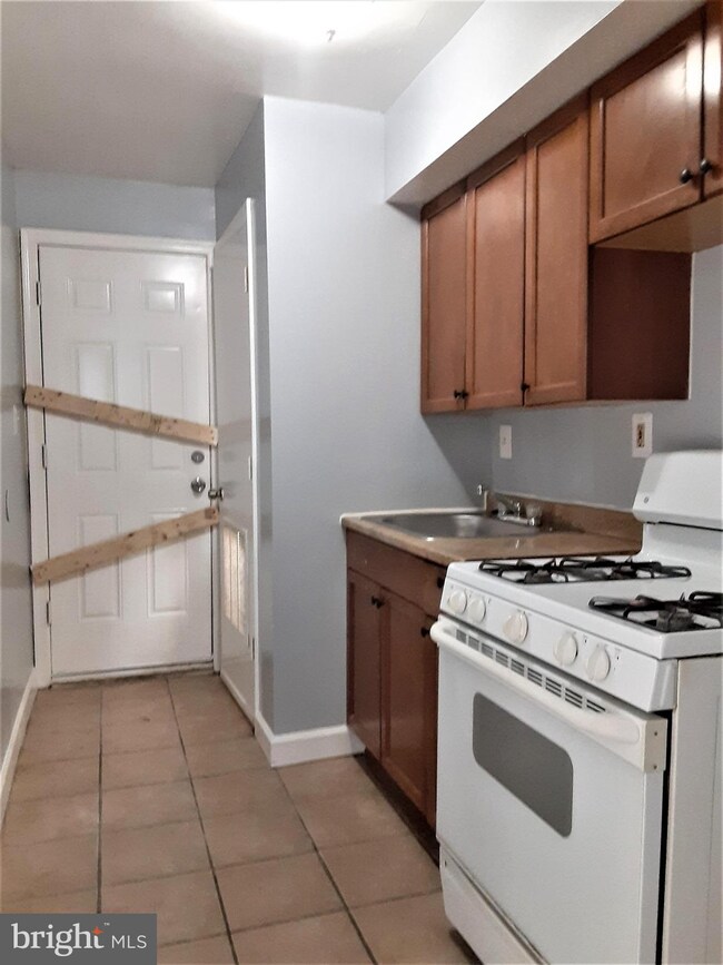 5113 A St SE, Washington, DC 20019 - photo 5