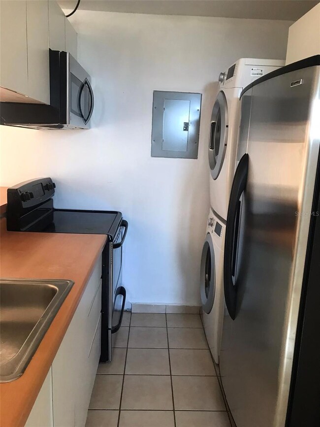 92W Serate unit 144, Carolina, PR 00982 - photo 5