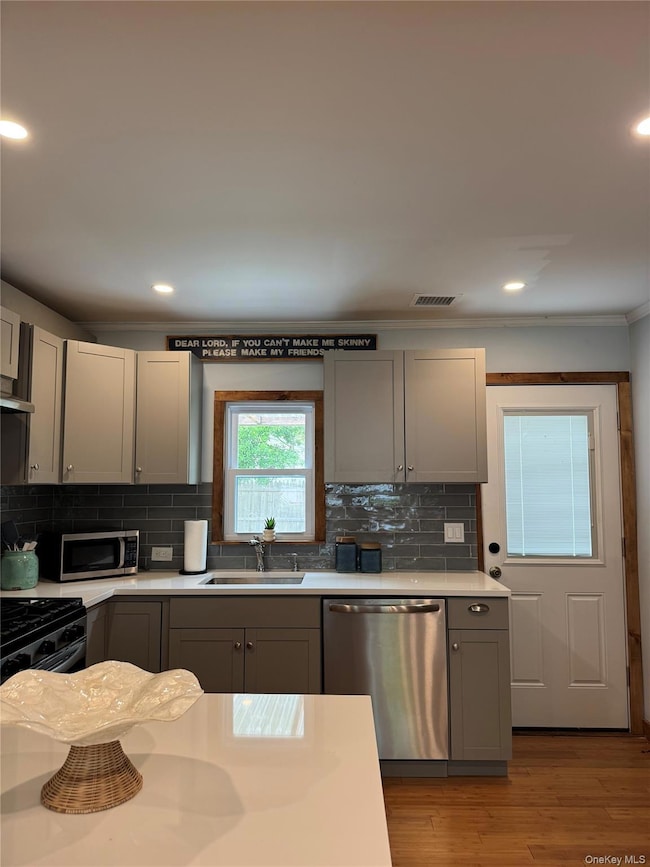 10 Chevy Chase Rd, Hampton Bays, NY 11946 - photo 4