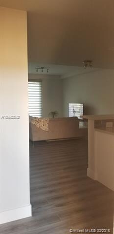 1570 Veracruz Ln unit 3, Weston, FL 33327 - photo 3