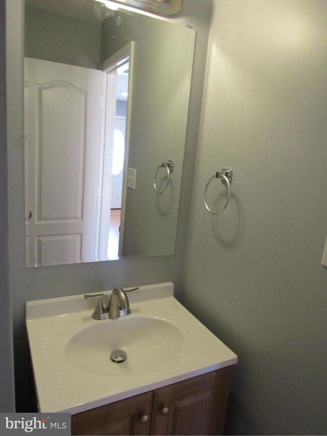 5107 Toddsbury Place, District Heights, MD 20747 - photo 5