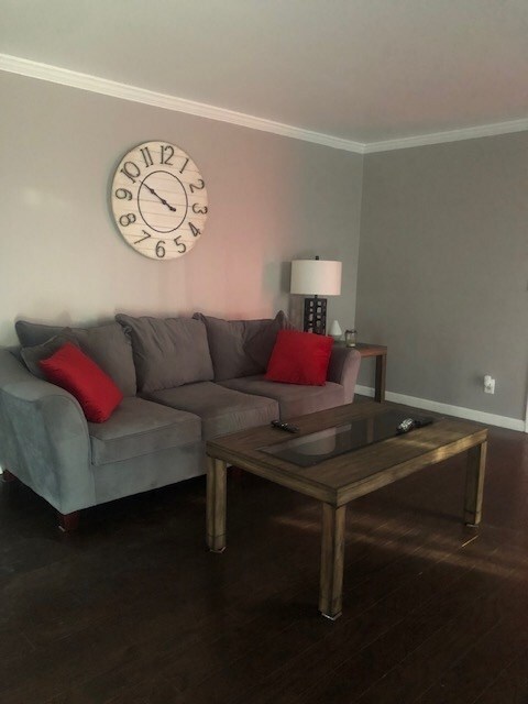 1207 Mark Dr, Auburn, IN 46706 - photo 3