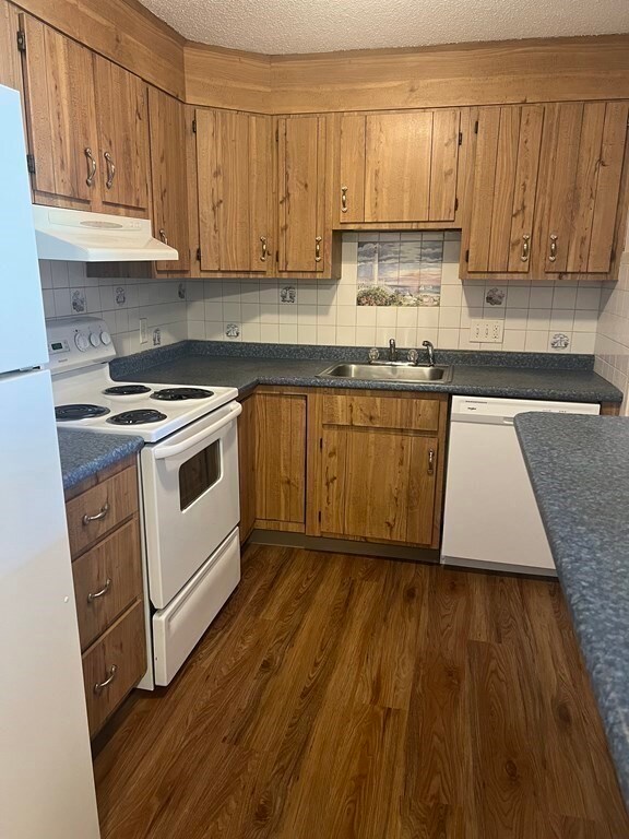 440 North Ave unit 190, Haverhill, MA 01830 - photo 3