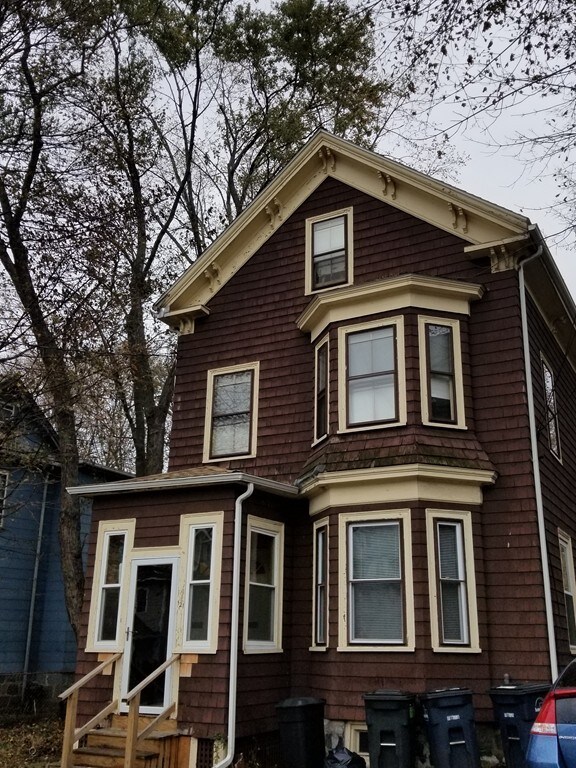 121 Florence St, Roslindale, MA 02131 - photo 3