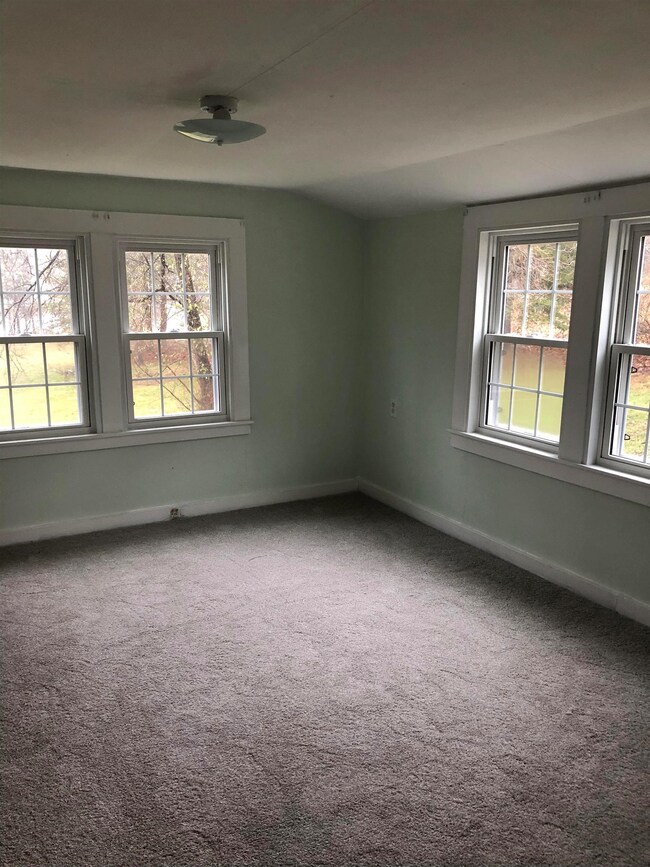 141 Hilldale Ave, South Hampton, NH 03827 - photo 6