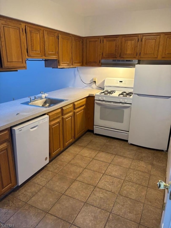 2 Falkenstein Dr unit 6, Vernon, NJ 07462 - photo 3