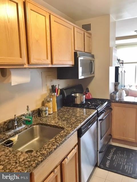 Taft Towers unit 503, Arlington, VA 22201 - photo 6