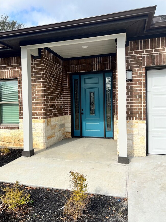 968 Junell St, Houston, TX 77088 - photo 3