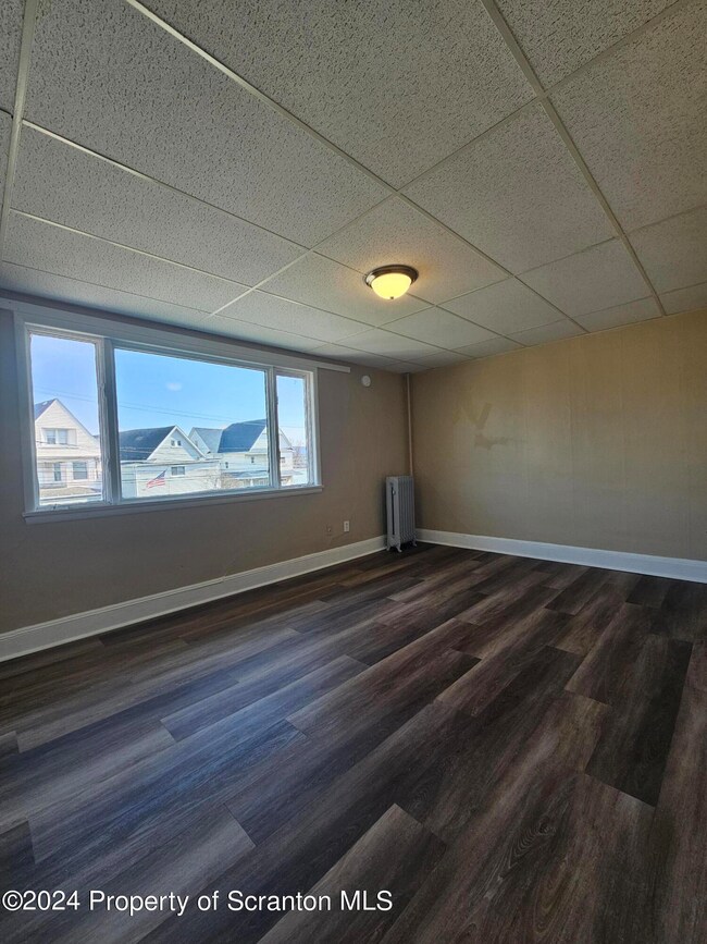1218 S Main Ave unit 3, Scranton, PA 18504 - photo 2