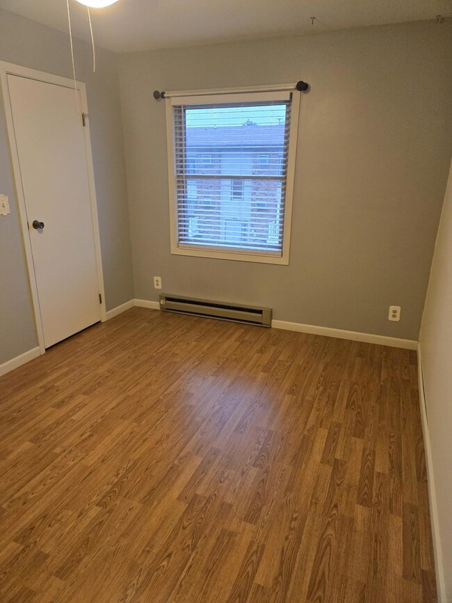 507 Chestnut St unit K, La Porte City, IA 50651 - photo 7