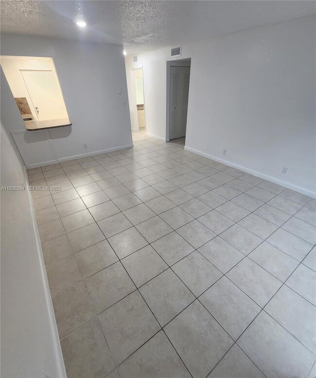 11140 SW 196th St unit C312, Cutler Bay, FL 33157 - photo 5