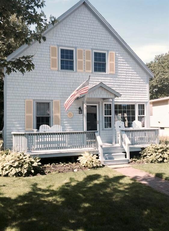 Front view from road - front deck