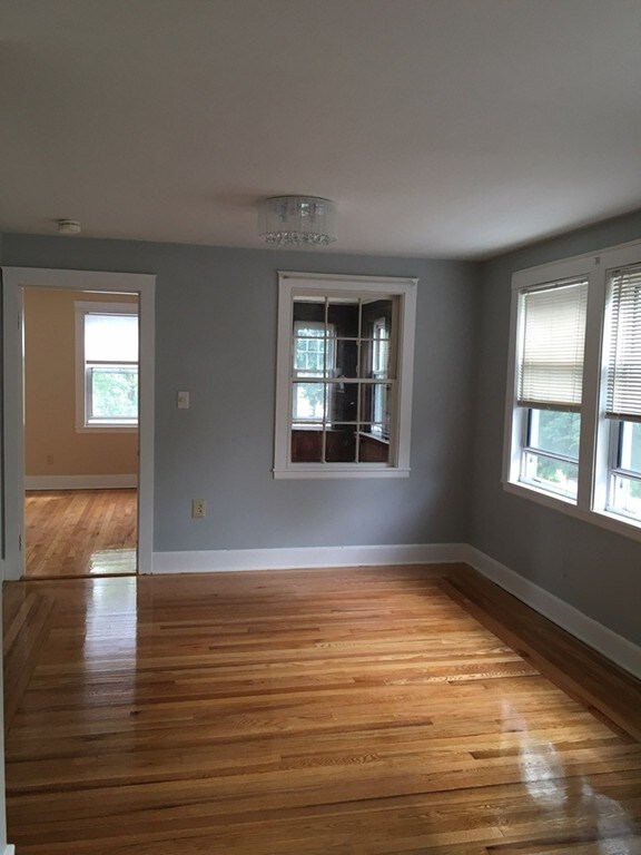 36 Whiton Ave unit 2, Quincy, MA 02169 - photo 4