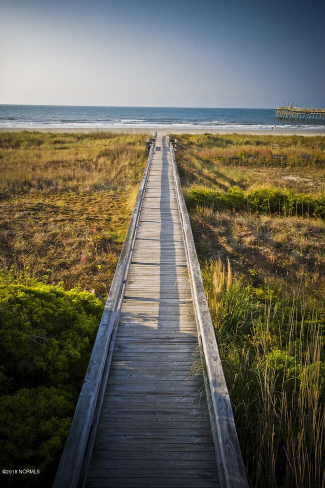7057 Bloomsbury Ct SW, Ocean Isle Beach, NC 28469 - photo 5