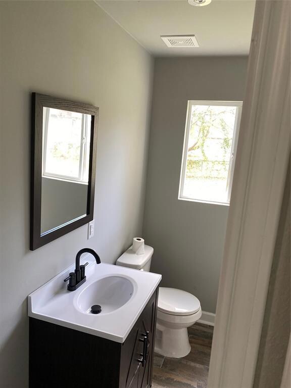 321 Norwood Dr, Hurst, TX 76053 - photo 7