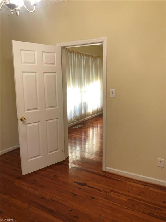 314 Holderby St, Reidsville, NC 27320 - photo 7