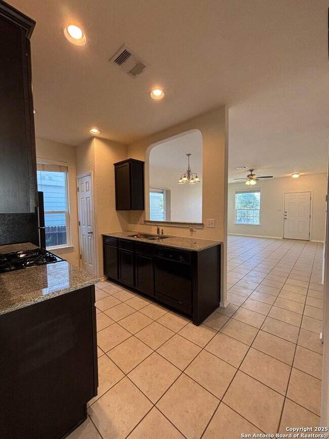 12215 Malkin Place, San Antonio, TX 78254 - photo 4