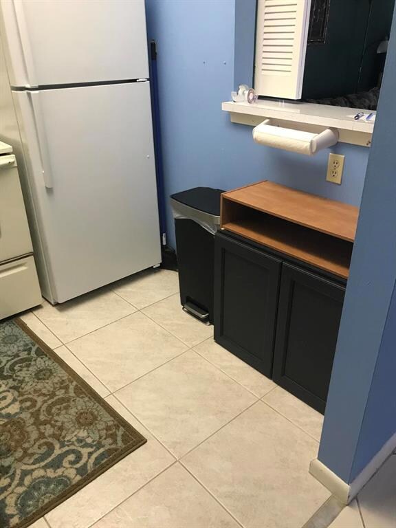 173 Camden H, West Palm Beach, FL 33417 - photo 7