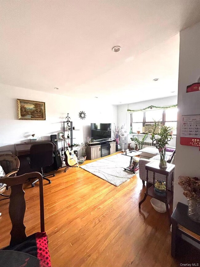 139-25 31st Rd unit 6B, Flushing, NY 11354 - photo 2