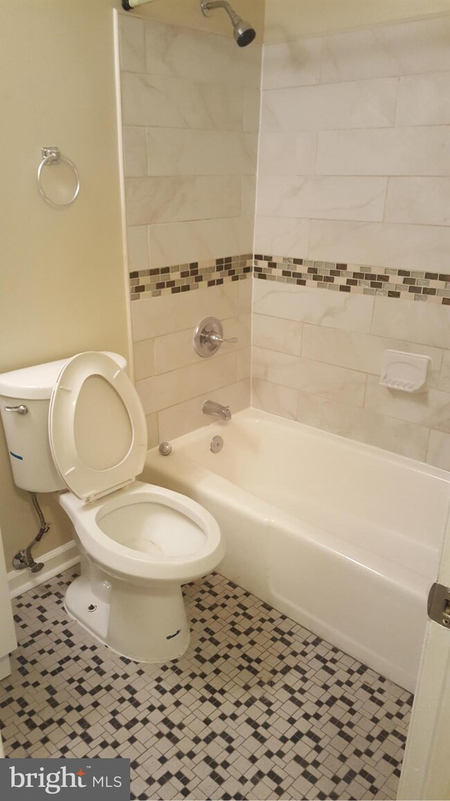 1949 Addison Rd S unit 1949, District Heights, MD 20747 - photo 3