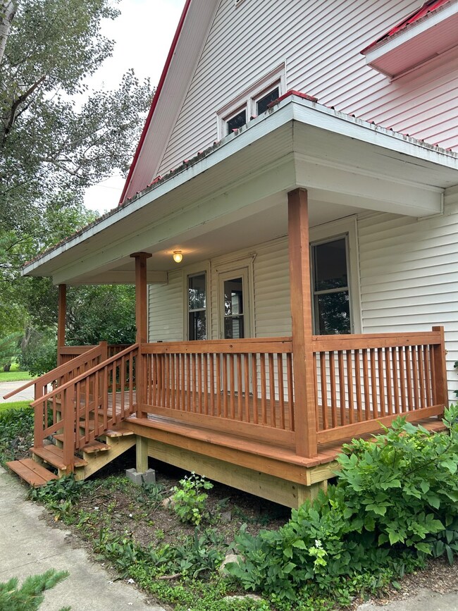 114 Main St, Leola, SD 57456 - photo 3