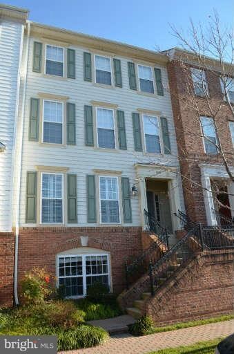 1603 Potomac Greens Dr unit A, Alexandria, VA 22314 - photo 2