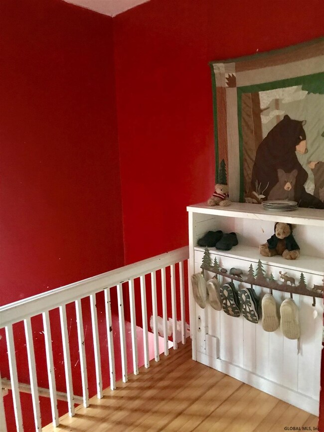 8 Bohl Ave, Albany, NY 12209 - photo 6