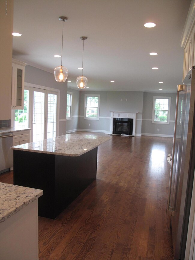 157 Comanche Dr, Oceanport, NJ 07757 - photo 5