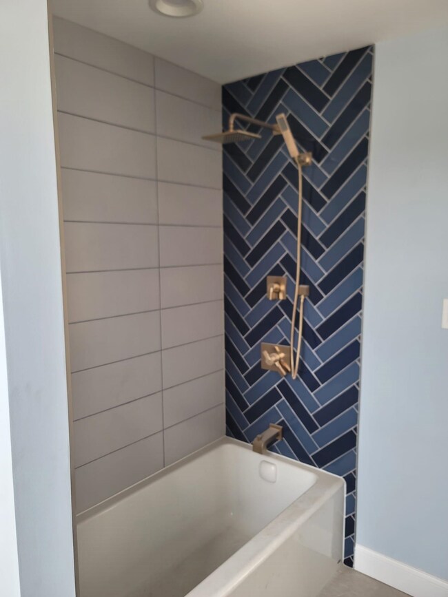 145 Clinton Ave unit 7, Jersey City, NJ 07304 - photo 7