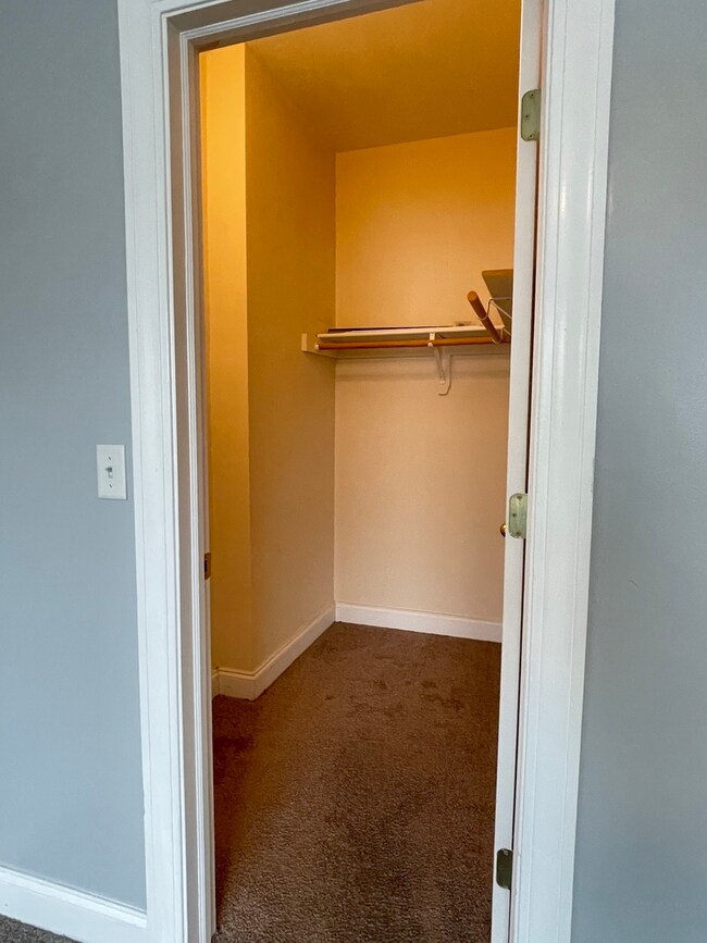 Walk In Closet