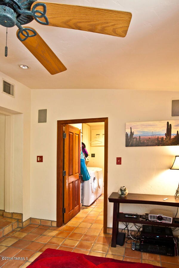 2209 E 3rd St, Tucson, AZ 85719 - photo 7