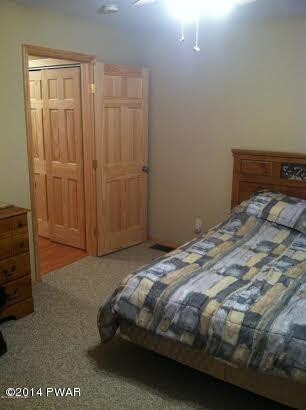 164 Mountain Dr, Dingmans Ferry, PA 18328 - photo 3